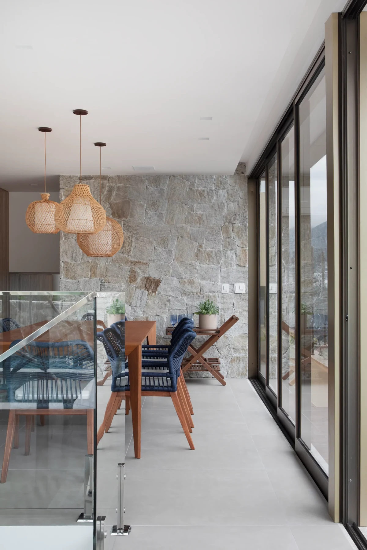 Fachada residencial em alto padrão