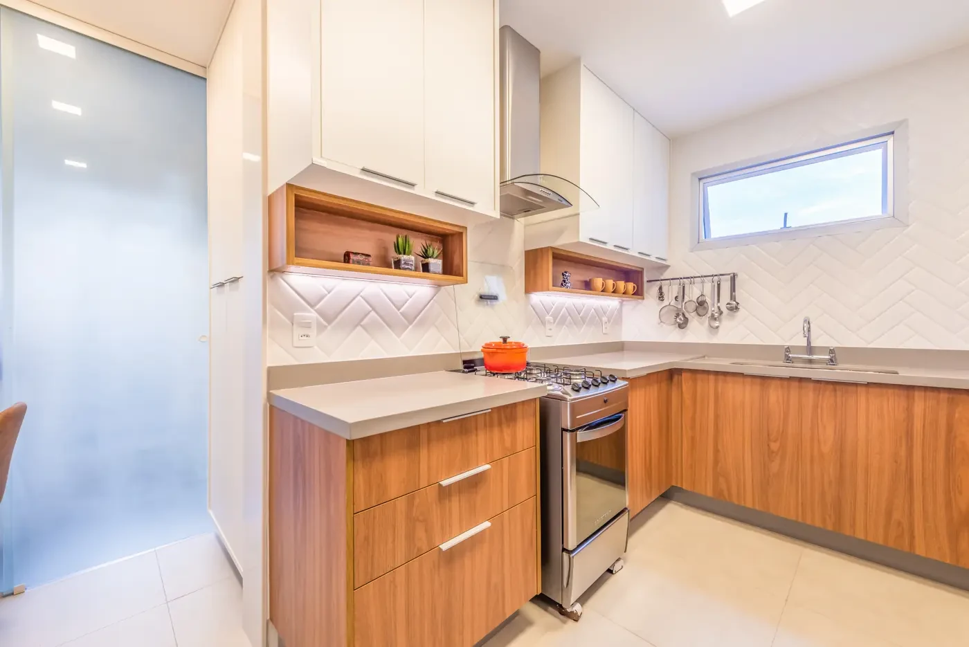 Interior residencial — área social